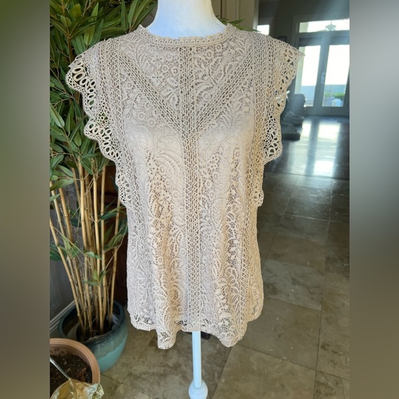 Cable and Gauge ladies lace, short sleeve top, cap sleeves lined large cream - Picture 8 of 9